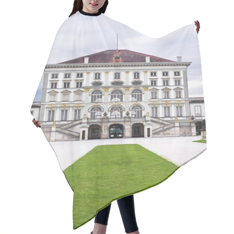 Personality  Castle Nymphenburg Hair Cutting Cape