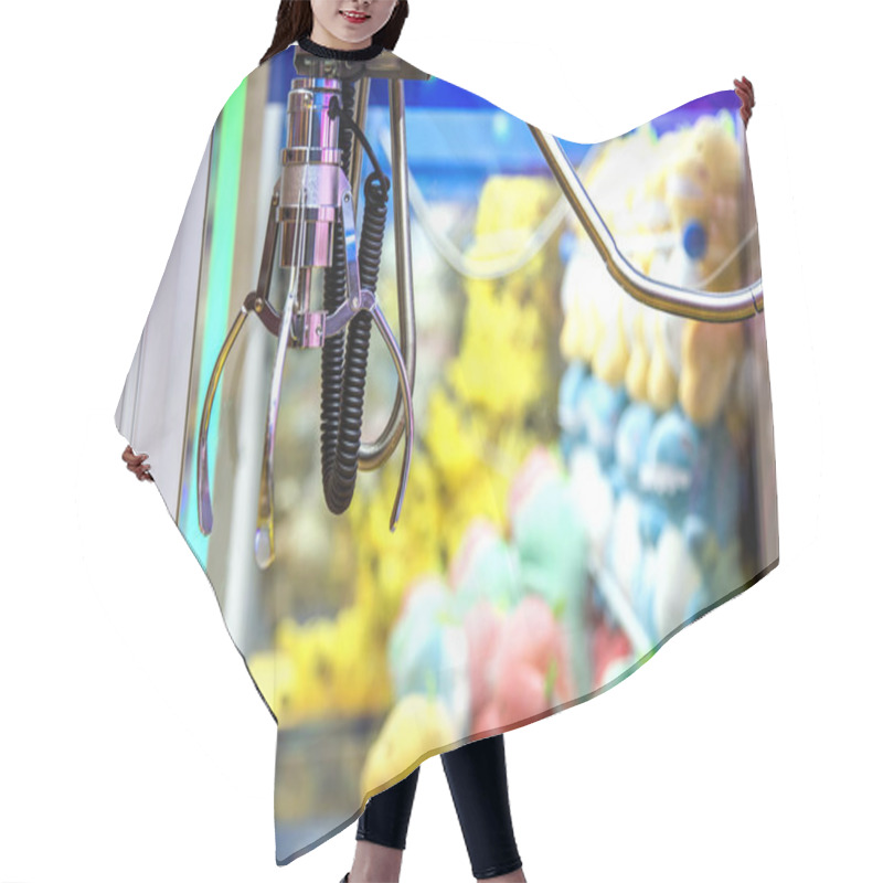 Personality  Keeping Doll Game  Hair Cutting Cape