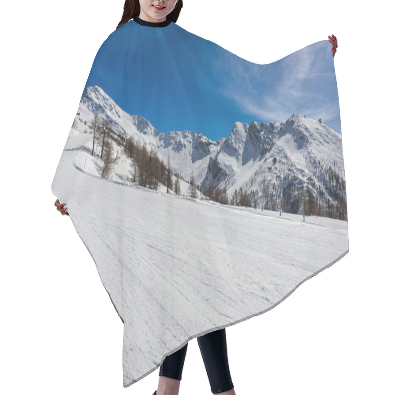 Personality  Ski Slopes In The Via Lattea Hair Cutting Cape