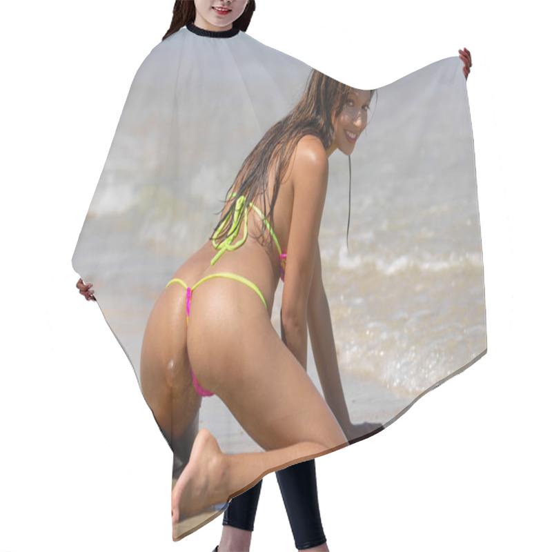 Personality  Sexy Bikini Girl Hair Cutting Cape