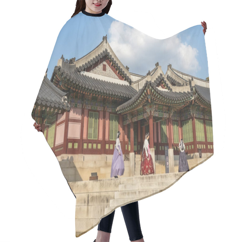 Personality  Women Wearing Traditional Hanbok Costume At Deoksugung Palace, Traditional Palace Architecture In Seoul, South Korea Hair Cutting Cape