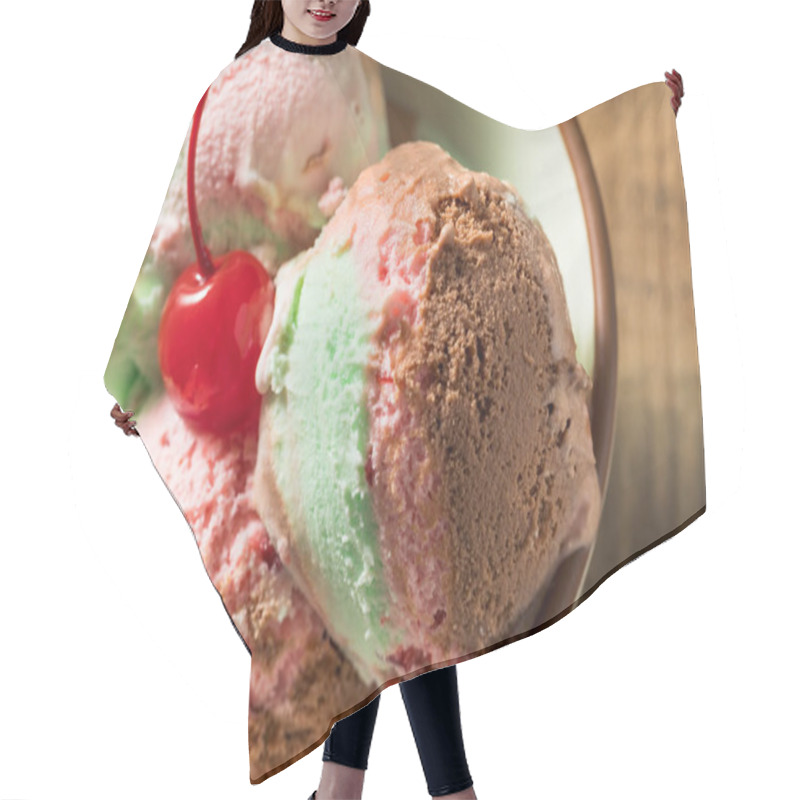 Personality  Sweet Spumoni Ice Cream Hair Cutting Cape