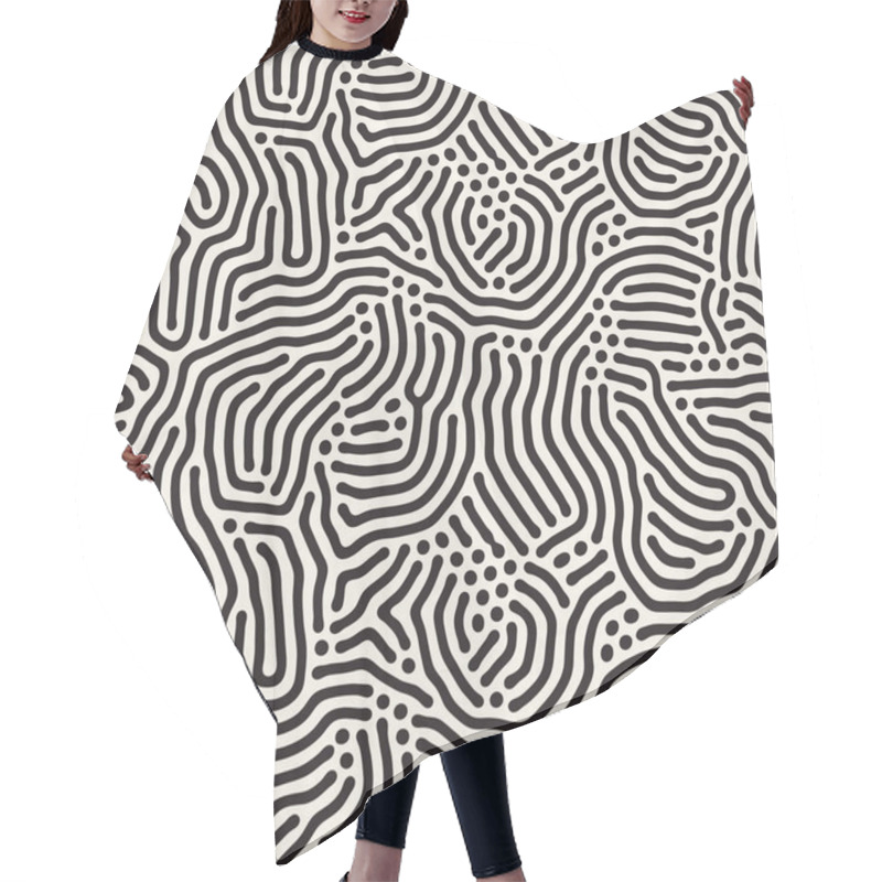 Personality  Vector Seamless Black And White Jumble Organic Lines Pattern Hair Cutting Cape