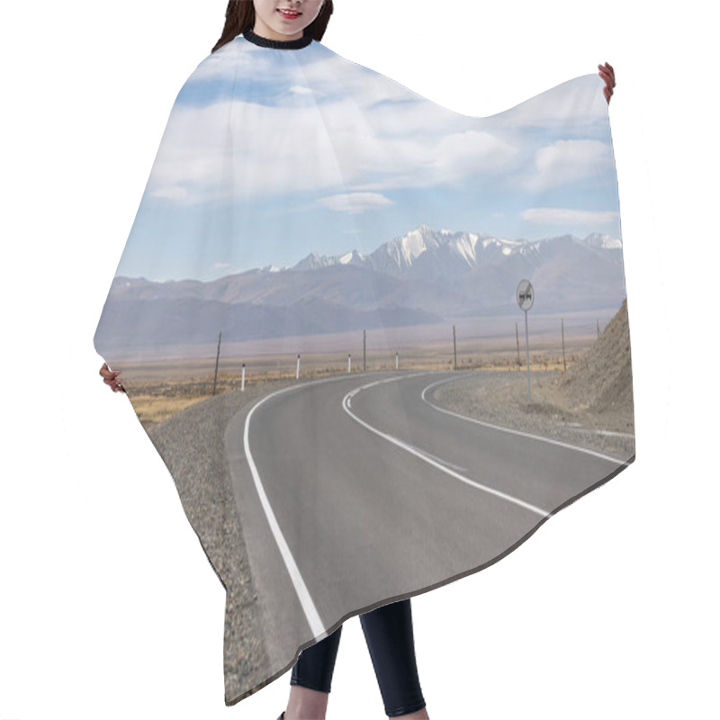 Personality  A Road With Markings In A Mountain Valley On The Background Of A Mountain Range In Autumn. Hair Cutting Cape