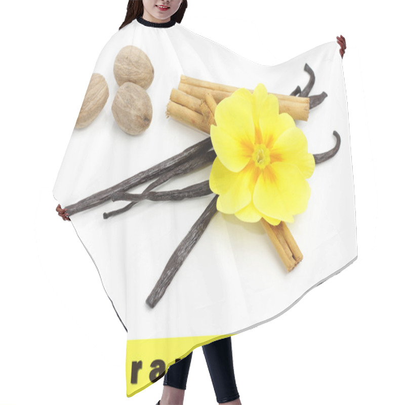 Personality  Spices With Primrose Flower Hair Cutting Cape