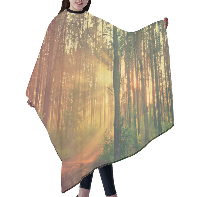 Personality  Blurred Mystery Forest Hair Cutting Cape