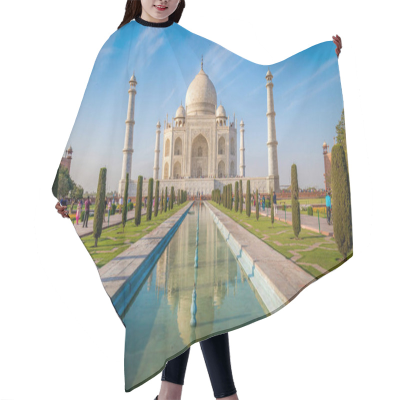 Personality  Agra, India, May 28,2019: Taj Mahal At Sunset With Adjoining Garden View With Tourists At Agra, Uttar Pradesh, India. Taj Mahal Is A White Marble Mausoleum Designated As The UNESCO World Heritage Site Hair Cutting Cape