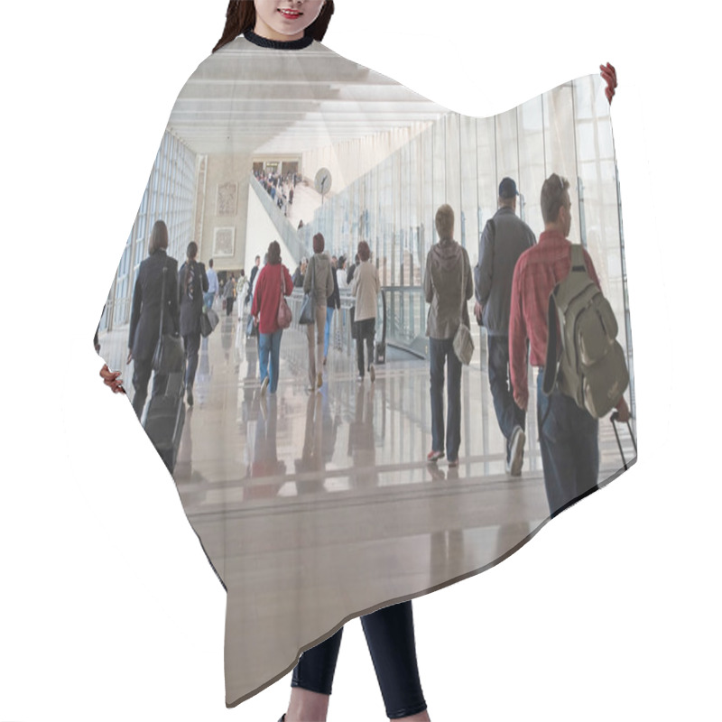 Personality  Airport Moving Crowd Hair Cutting Cape