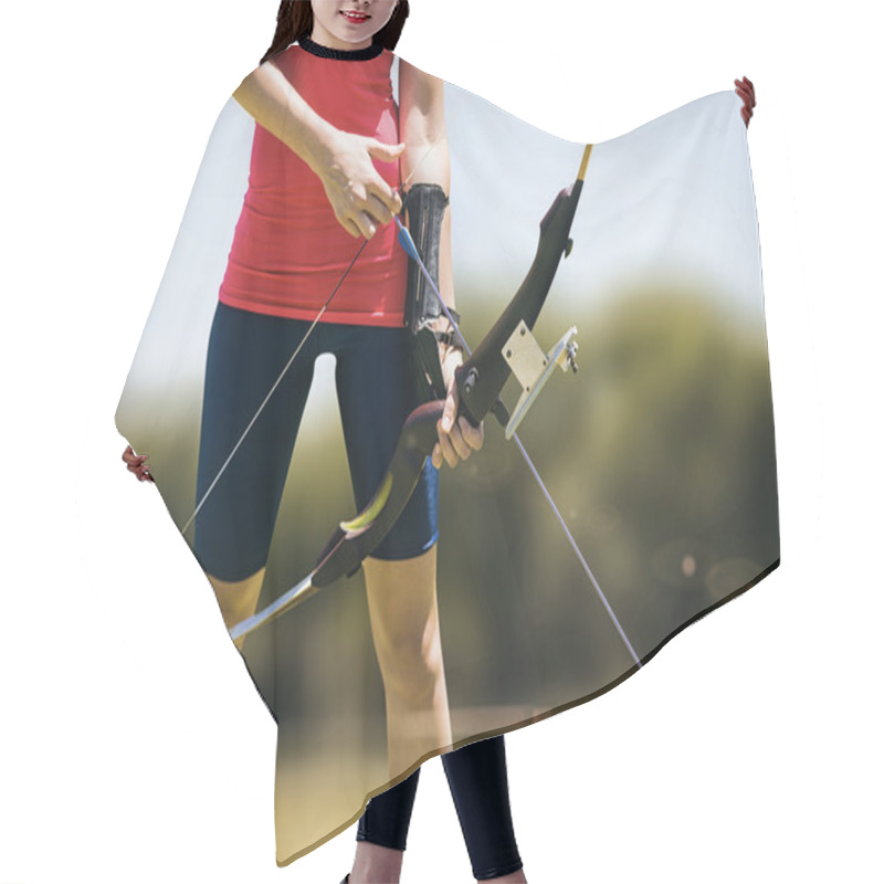 Personality  Sportswoman Holding Arch Hair Cutting Cape