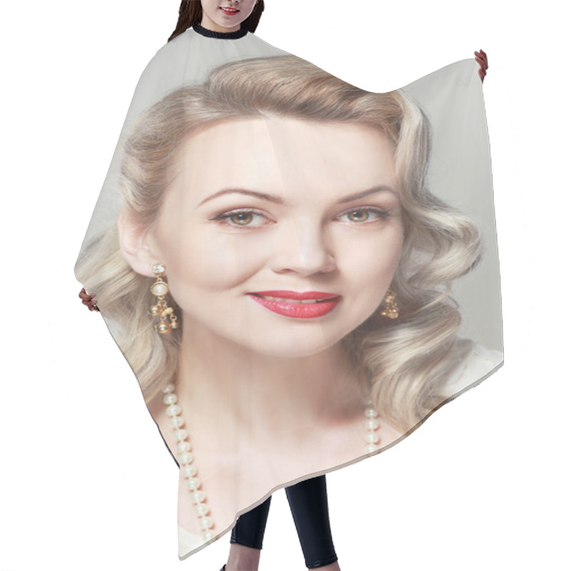 Personality  Woman In Retro Flapper Style  Hair Cutting Cape