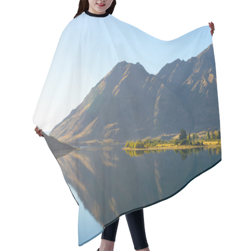 Personality  New Zealand Alps And Lake Hair Cutting Cape