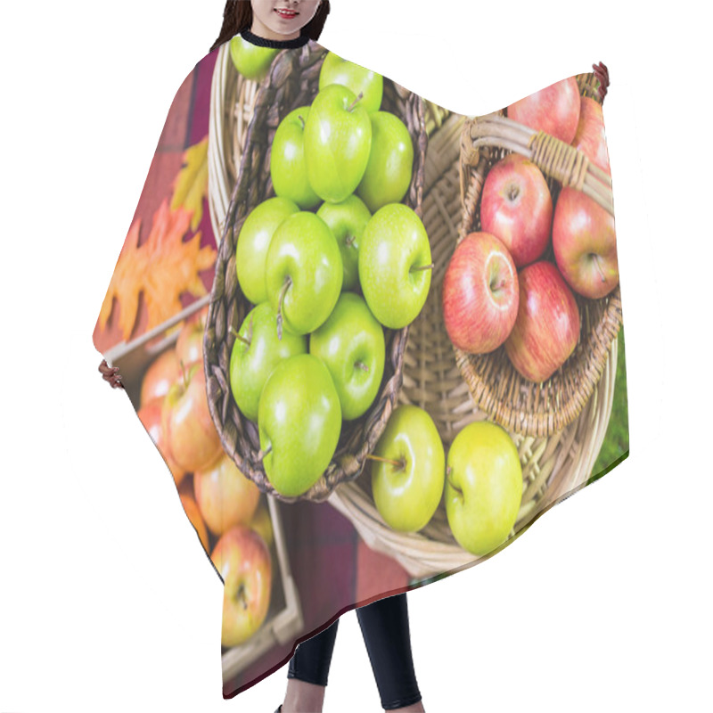 Personality  Freshly Picked Organic Apples Hair Cutting Cape