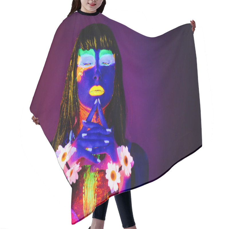 Personality  Girl Neon Light Hair Cutting Cape