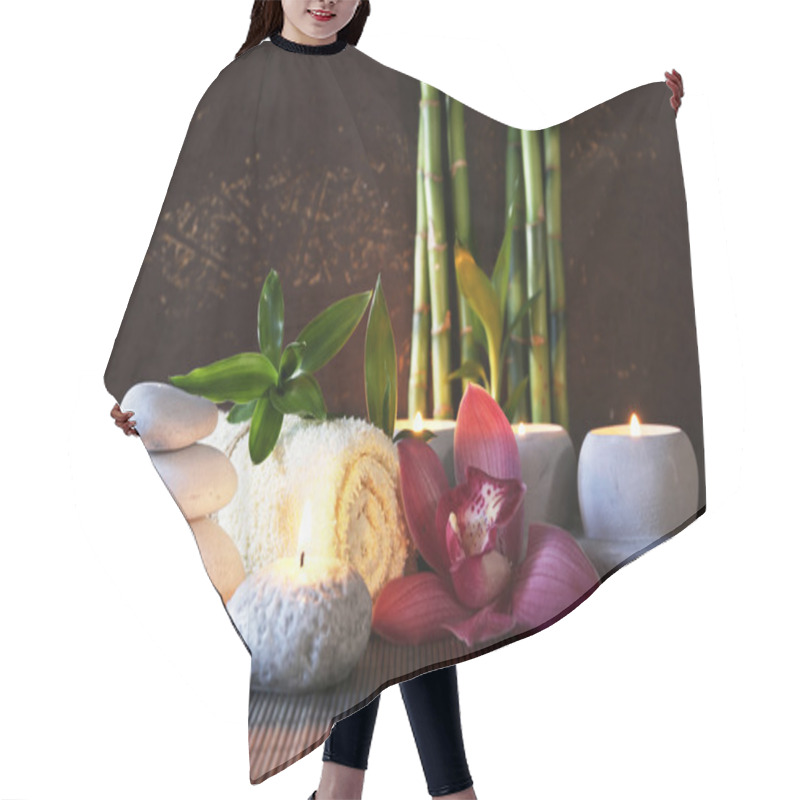 Personality  Spa Set On Bamboo Mat Hair Cutting Cape