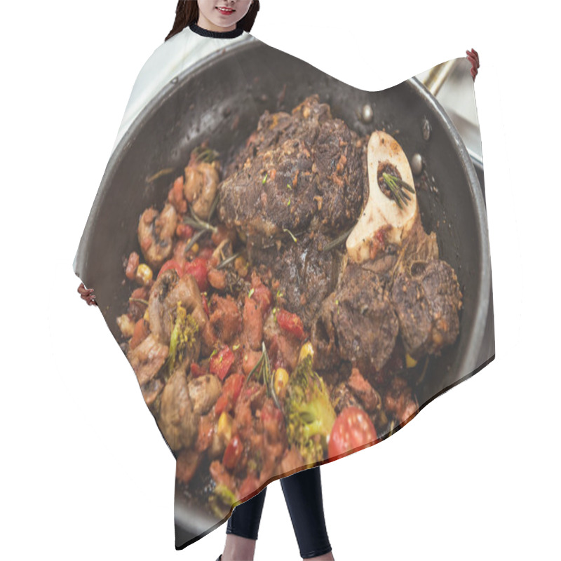 Personality  Vegetables Stew And Meat In Frying Pan Hair Cutting Cape