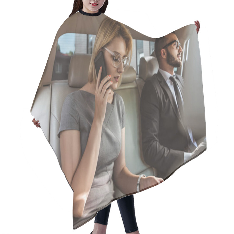 Personality  Attractive Businessman Assistant Talking By Smartphone In Car Hair Cutting Cape