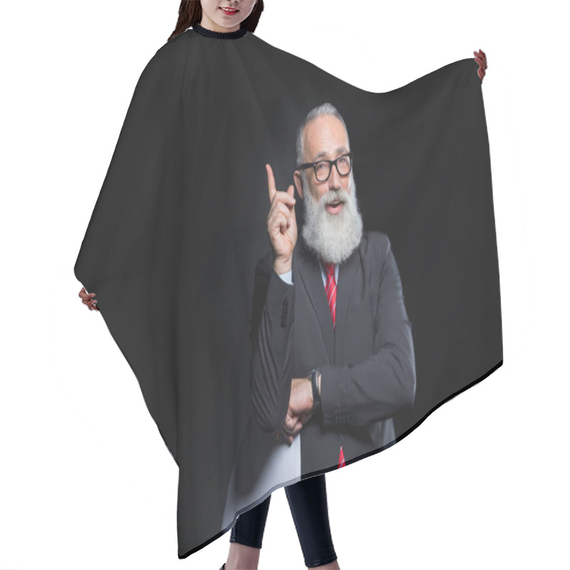 Personality  Senior Businessman In Eyeglasses Hair Cutting Cape