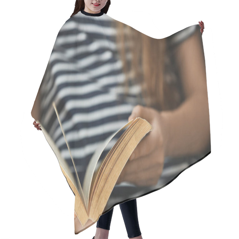 Personality  Woman Reading Book  Hair Cutting Cape