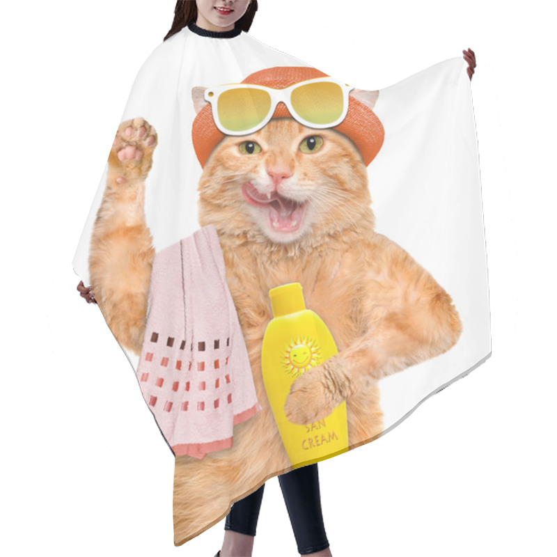 Personality  Cat With Sunblock. Hair Cutting Cape