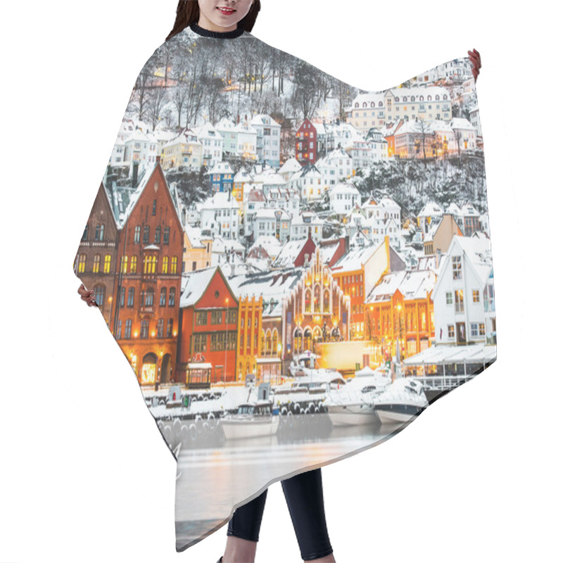 Personality  Postcard With Bergen At Christmas Hair Cutting Cape