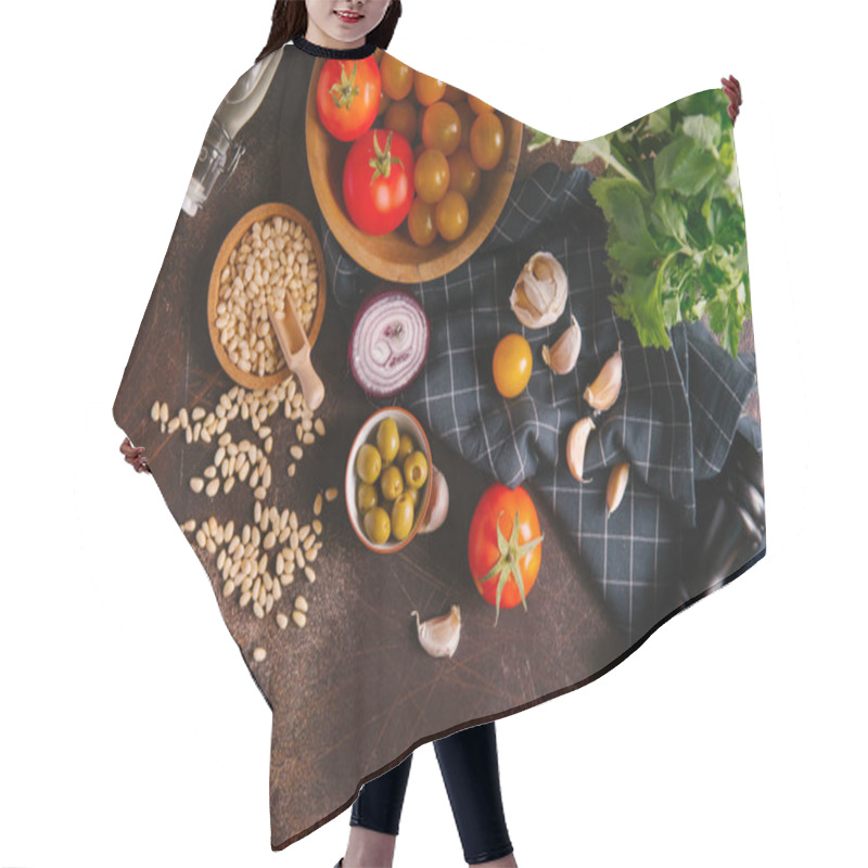 Personality  Top View Of Ingredients For Soup On Wooden Background Hair Cutting Cape