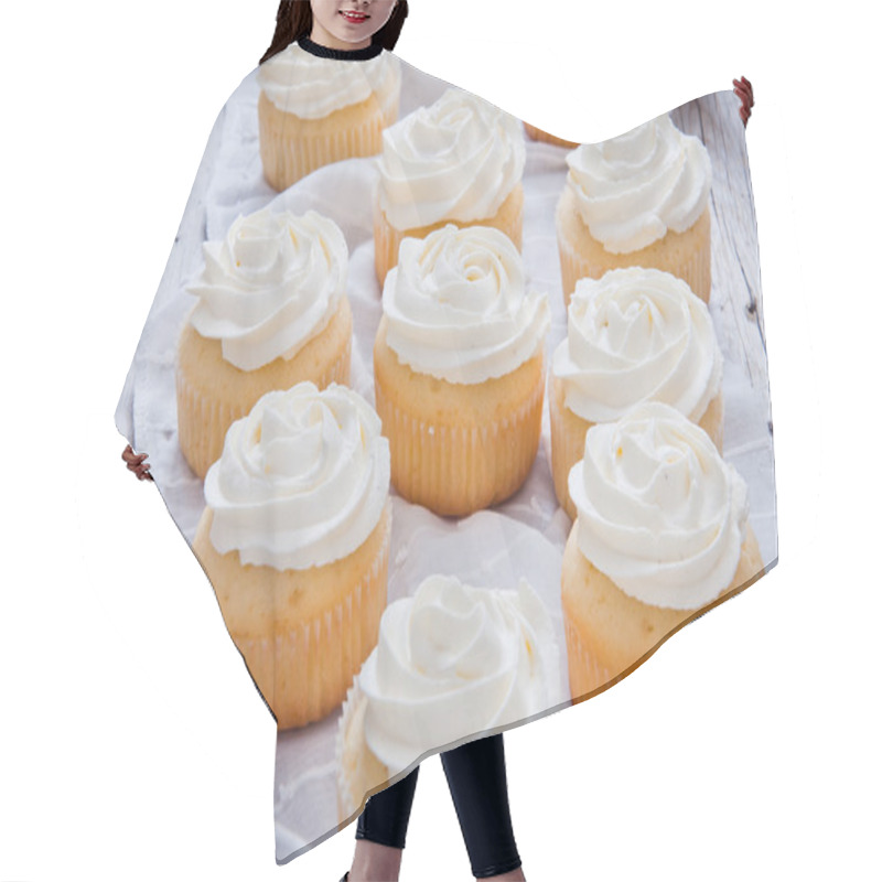 Personality  Homemade Vanilla Cupcakes Hair Cutting Cape