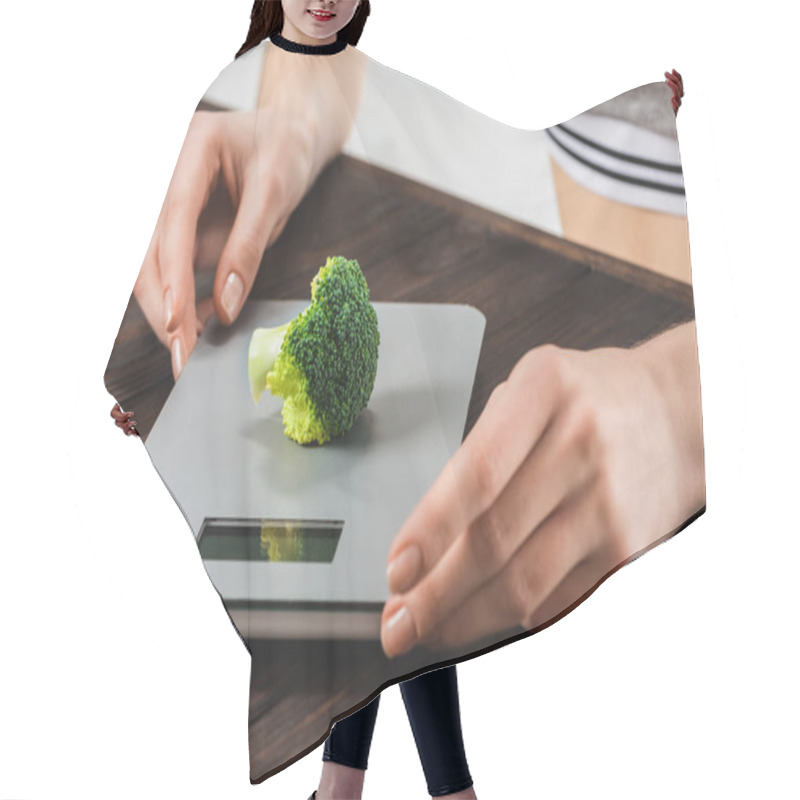 Personality  Cropped Shot Of Woman Measuring Weight Of Broccoli Hair Cutting Cape