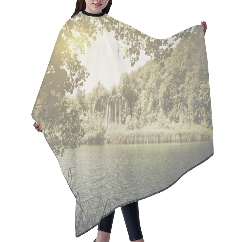 Personality  Retro Waterfall With Sunlight Hair Cutting Cape