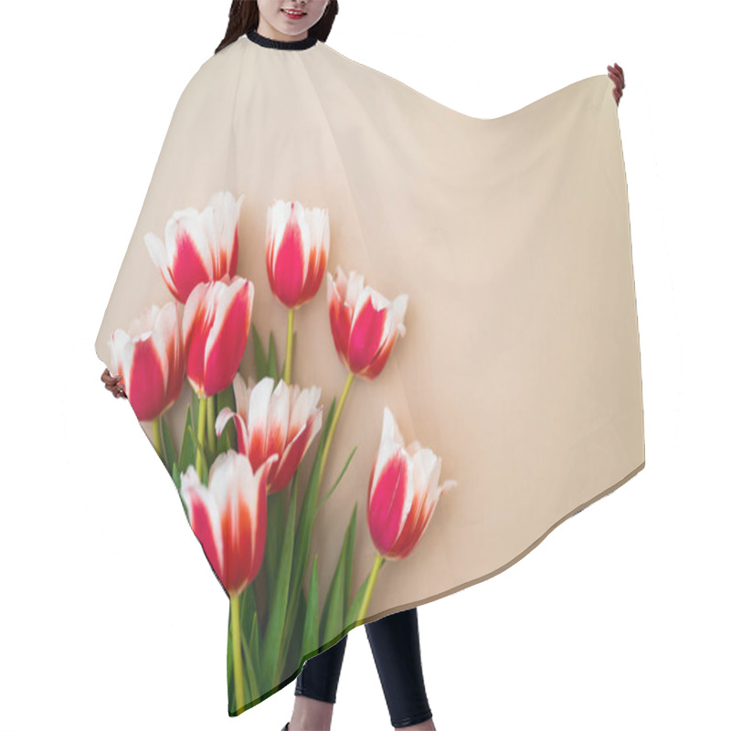 Personality  A Bouquet Of Fresh Tulips Lying On A Beige Background. Mother Day And International Women Day Hair Cutting Cape