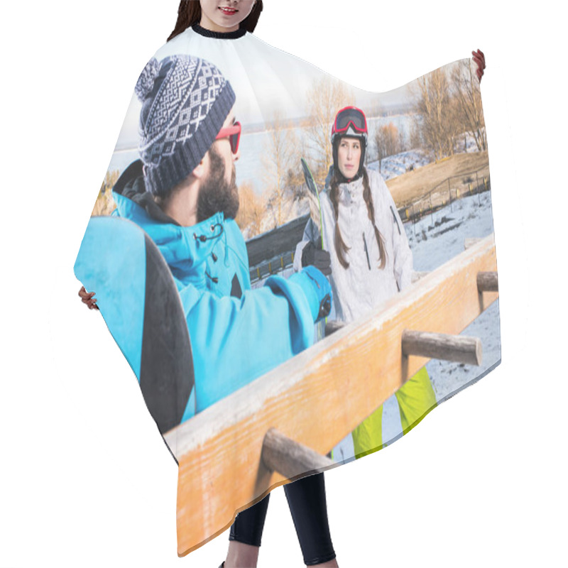 Personality  Male And Female Snowboarders  Hair Cutting Cape