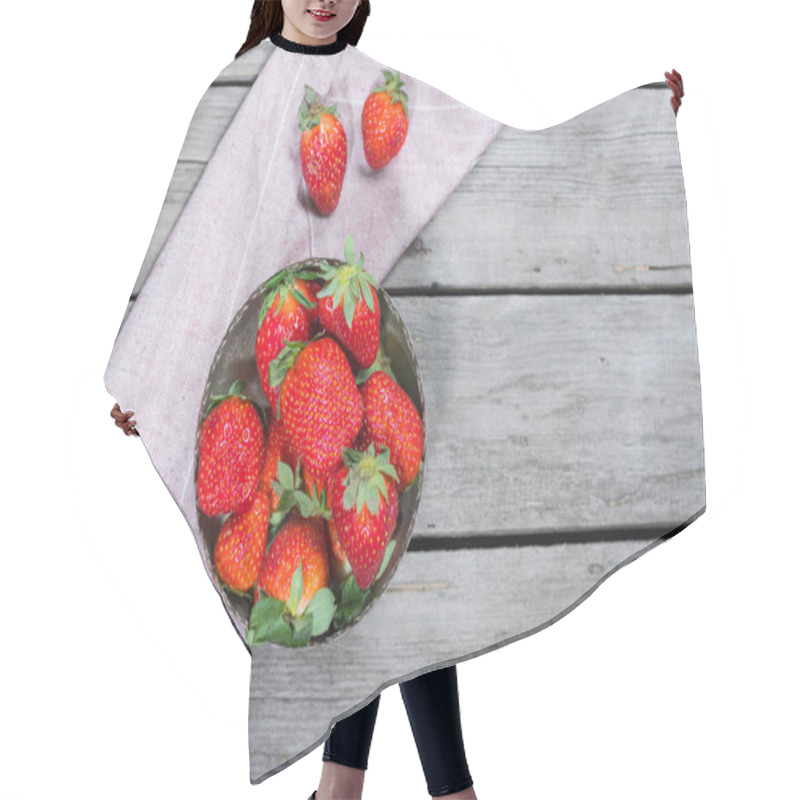 Personality  Fresh Red Strawberries Hair Cutting Cape