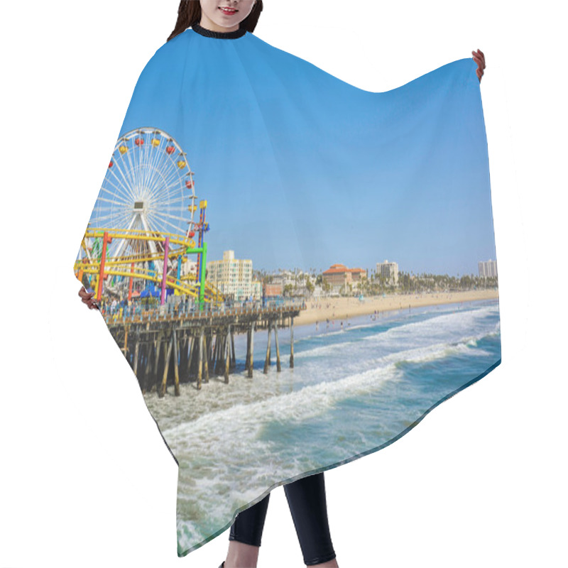 Personality  Santa Monica Pier, California Hair Cutting Cape