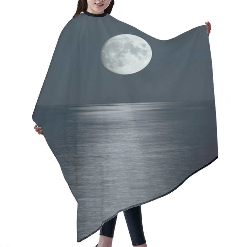 Personality  Full Moon In Black Sky Hair Cutting Cape