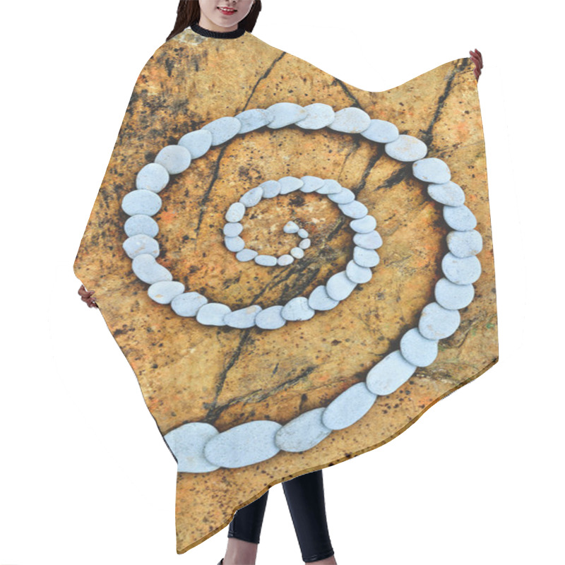 Personality  Spiral Of Pebbles Hair Cutting Cape