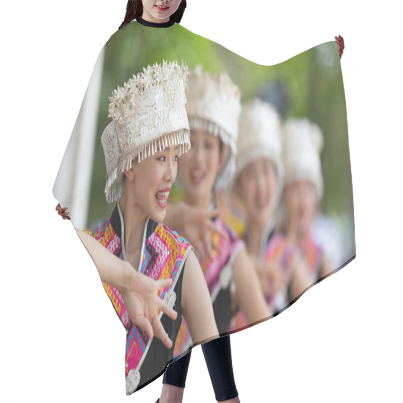 Personality  Asian Festival Hair Cutting Cape