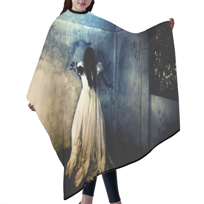 Personality  Ghost Story,Night Of The Revenge Hair Cutting Cape