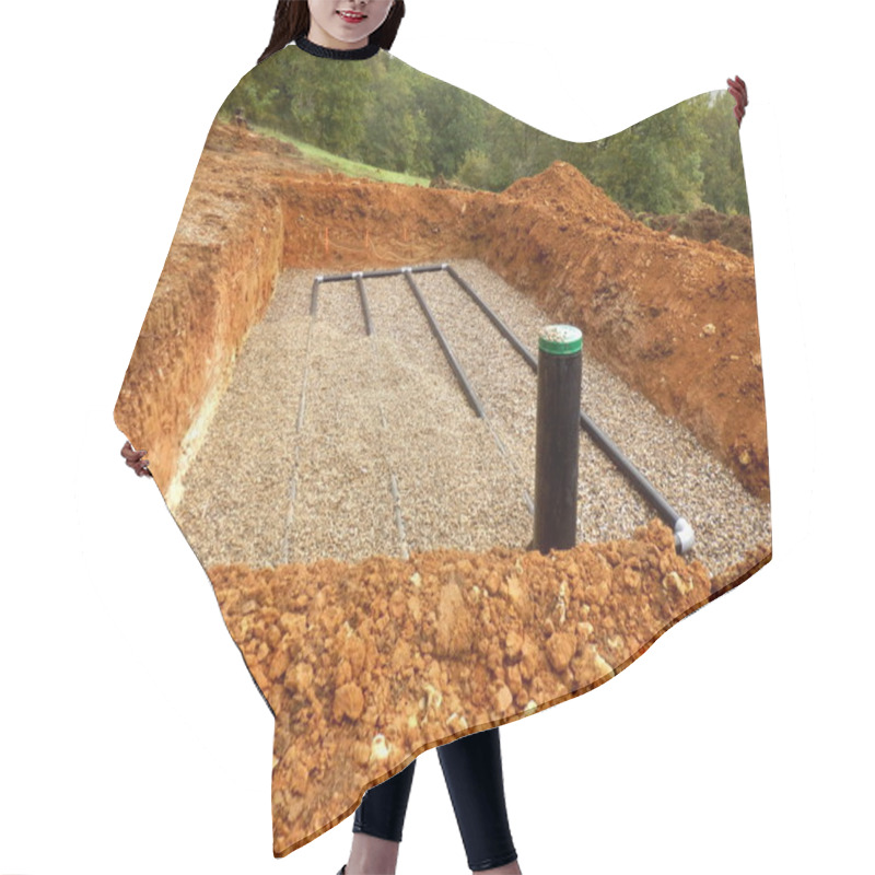 Personality  Sand And Gravel Drainage System Hair Cutting Cape