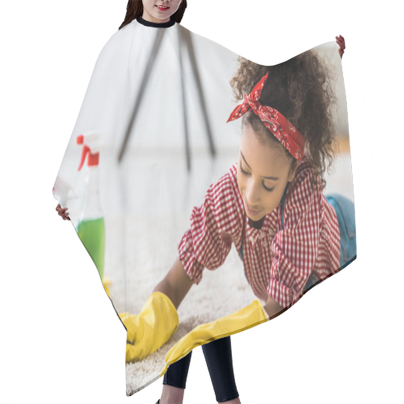 Personality  Cute African American Child Cleaning Carpet In Yellow Rubber Gloves Hair Cutting Cape