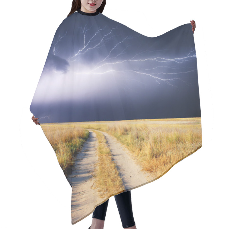 Personality  Lightning Hair Cutting Cape