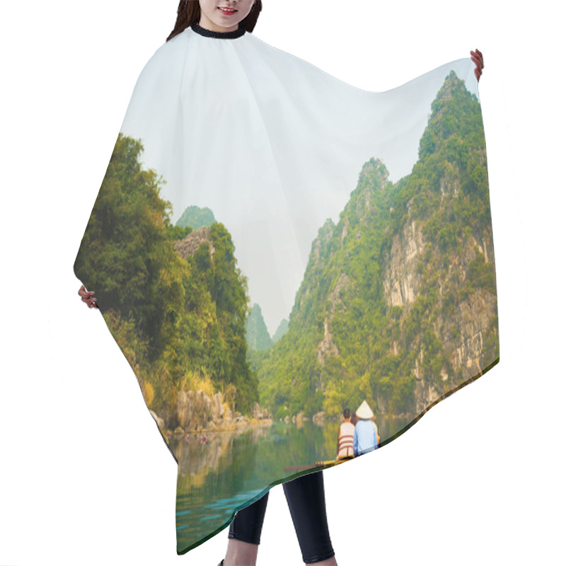 Personality  Trang An Grottoes Hair Cutting Cape