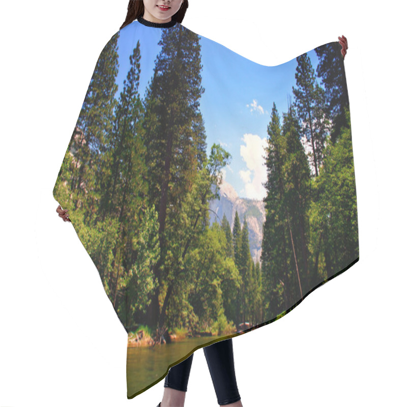 Personality  Yosemite National Park, USA Hair Cutting Cape