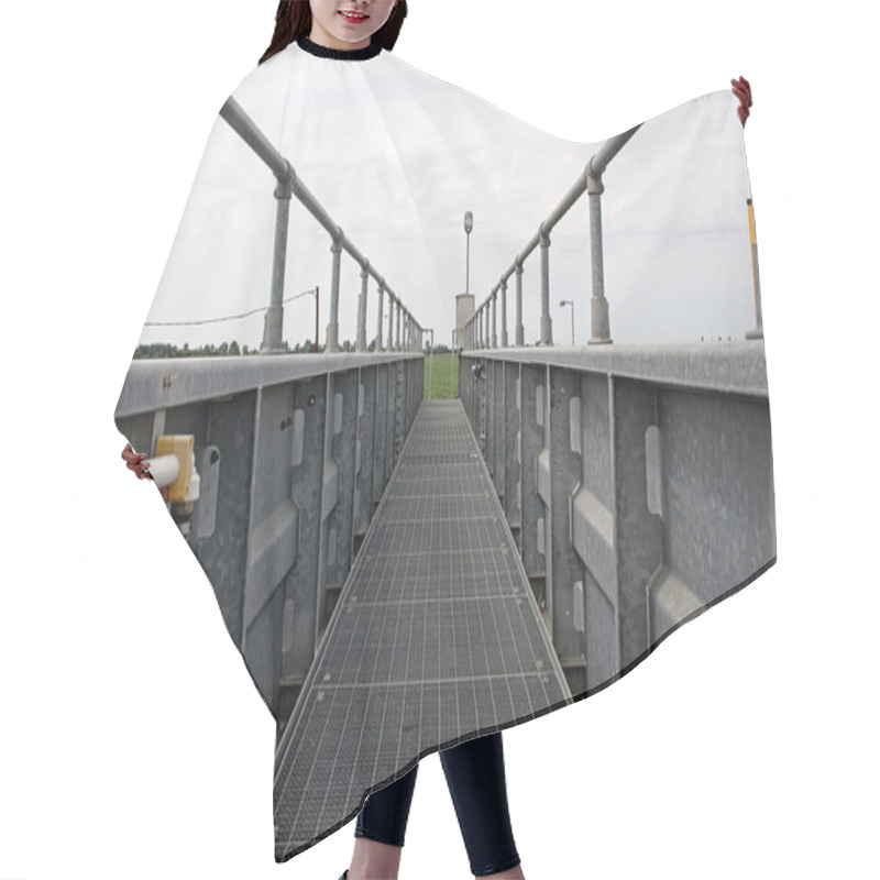 Personality  Steel Bridge Hair Cutting Cape