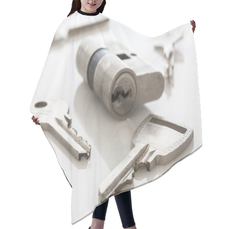 Personality  Door Lock With Keys Hair Cutting Cape