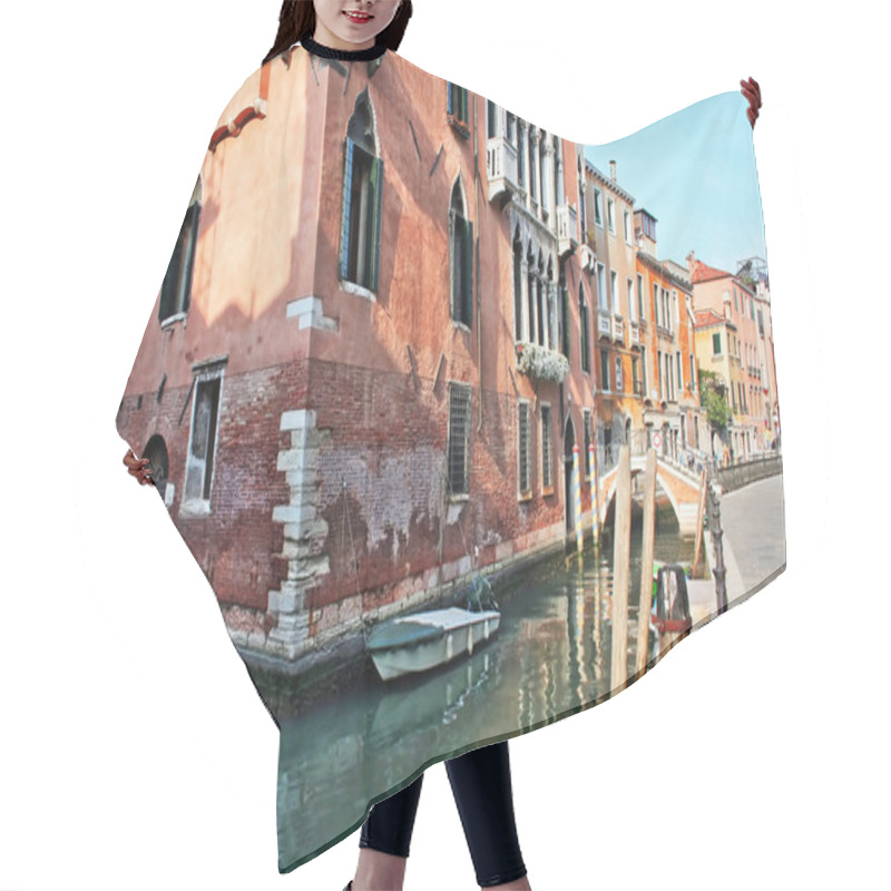 Personality  Venice House On Water Hair Cutting Cape