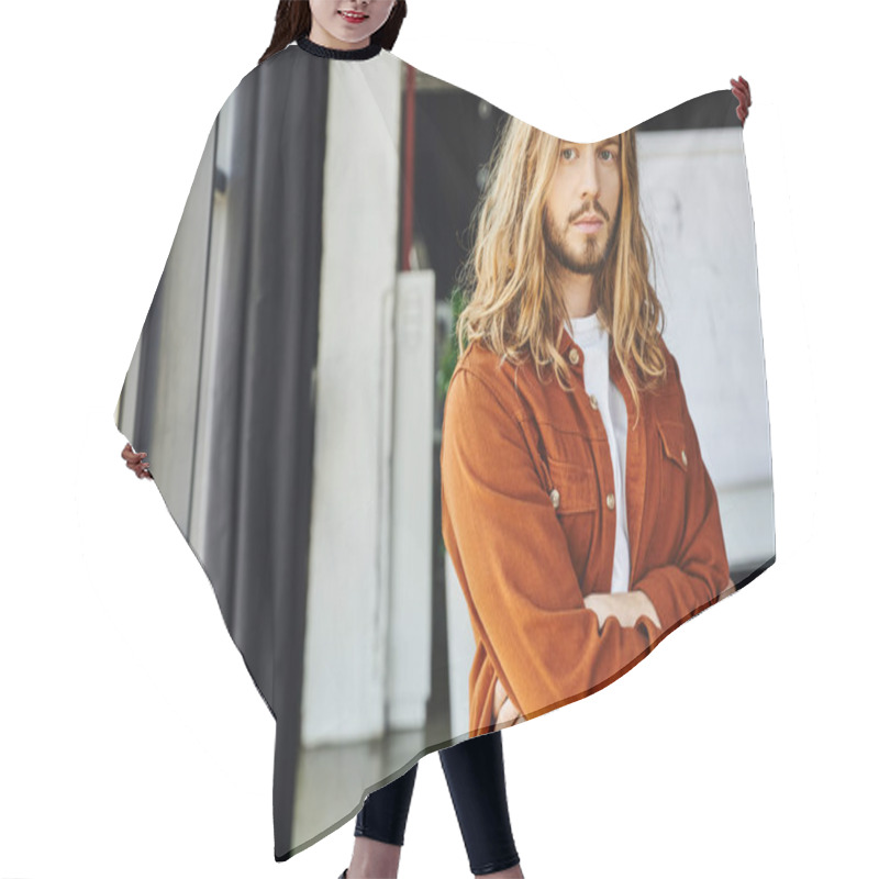 Personality  Serious And Fashionable Bearded Entrepreneur With Long Hair Wearing Trendy Shirt, Standing With Crossed Arms And Looking At Camera In Contemporary Office, Hipster Style, Modern Businessman Hair Cutting Cape