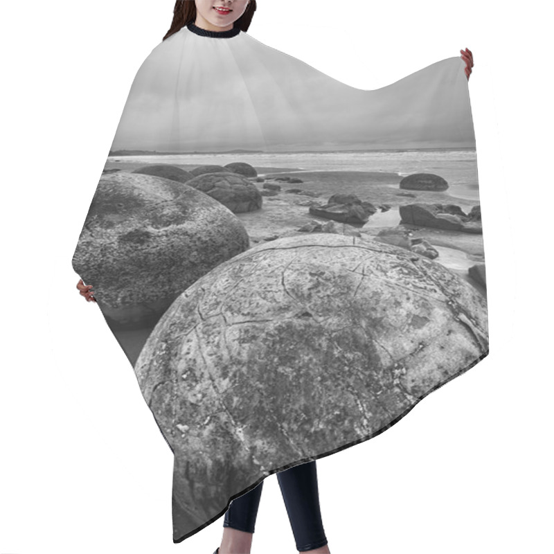 Personality  Moeraki Boulders Hair Cutting Cape