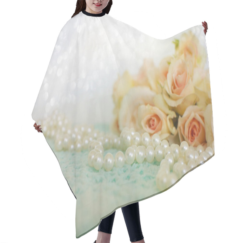 Personality  Fresh Roses Flowers With Pearls Hair Cutting Cape