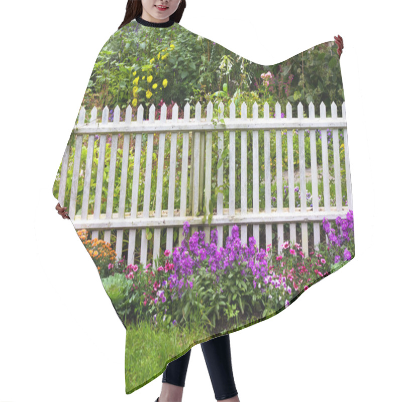 Personality  Picket Fence Hair Cutting Cape