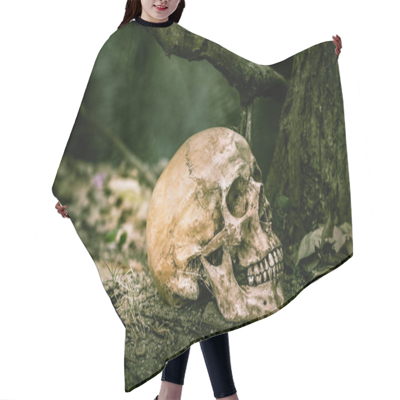 Personality  Still Life Skull Hair Cutting Cape