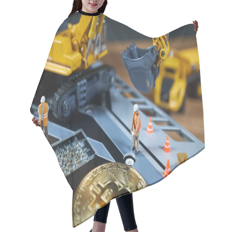 Personality  A Little Miner Is Digging On Graphic Card With Golden Coin. Bitcoin Mining And Crypto Currency Concept. Hair Cutting Cape